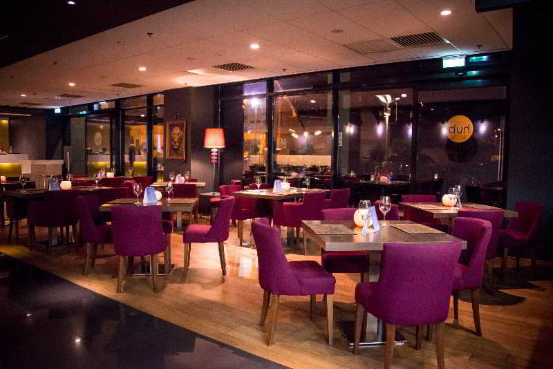 Ramada By Wyndham Oradea Hotel Bagian luar foto